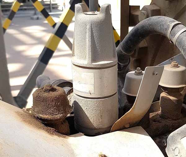 Dusty / Dirty breather on a pump bearing housing