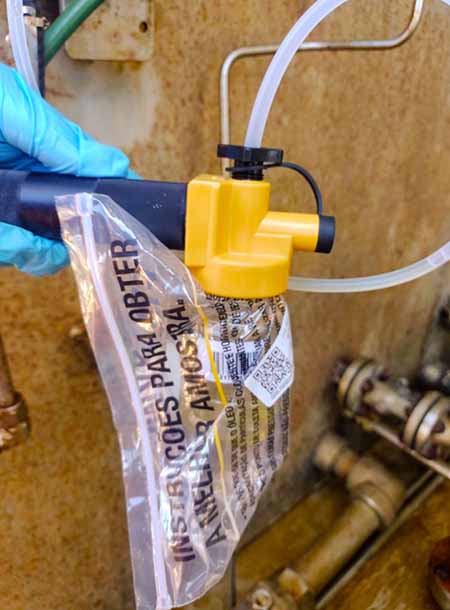 Hose-Immersion Oil Sampling